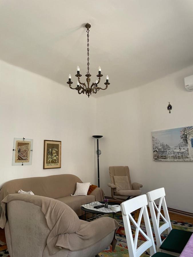 Vila Rijad SJJ Exterior foto